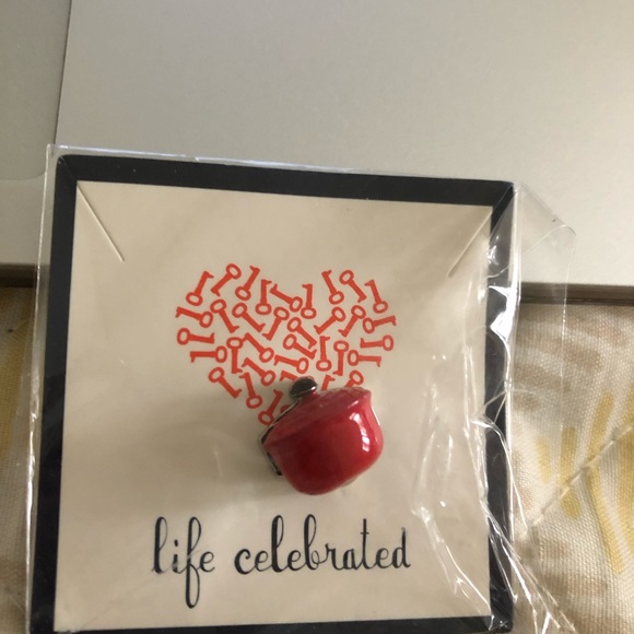 Keep Collective Red Pot Charm - Picture 3 of 6